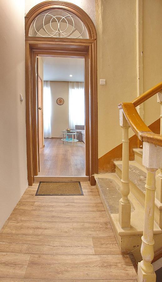Liston Inn Suites コルフ島 エクステリア 写真